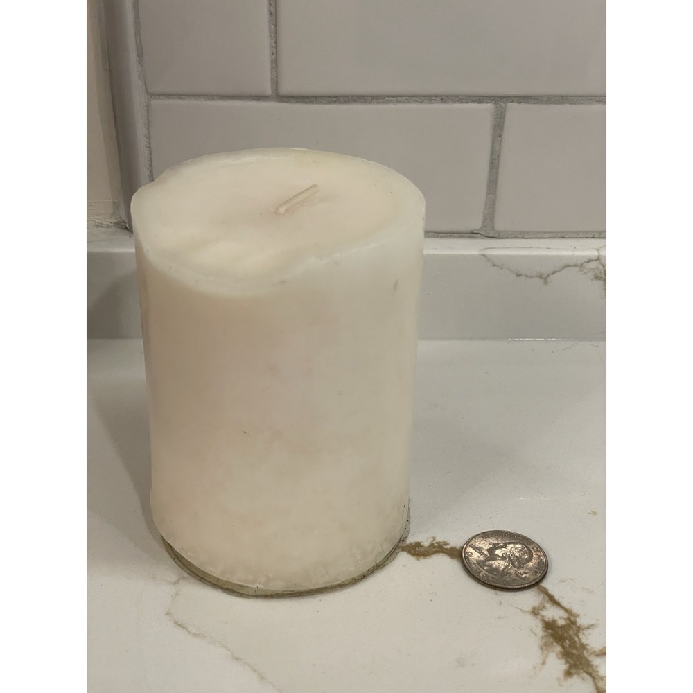 Pier 1 Imports Pillar Candle Scented Lavender 3" x 4" White Single Wick READ
